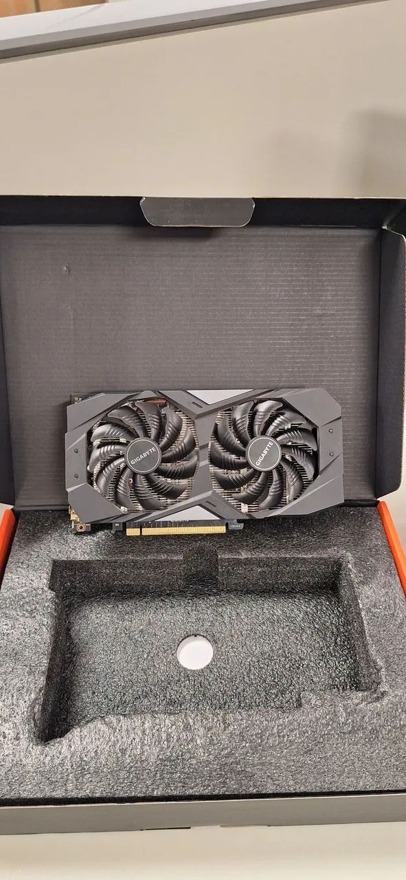 Placa de Vídeo RTX 2060 Gigabyte - Foto 2