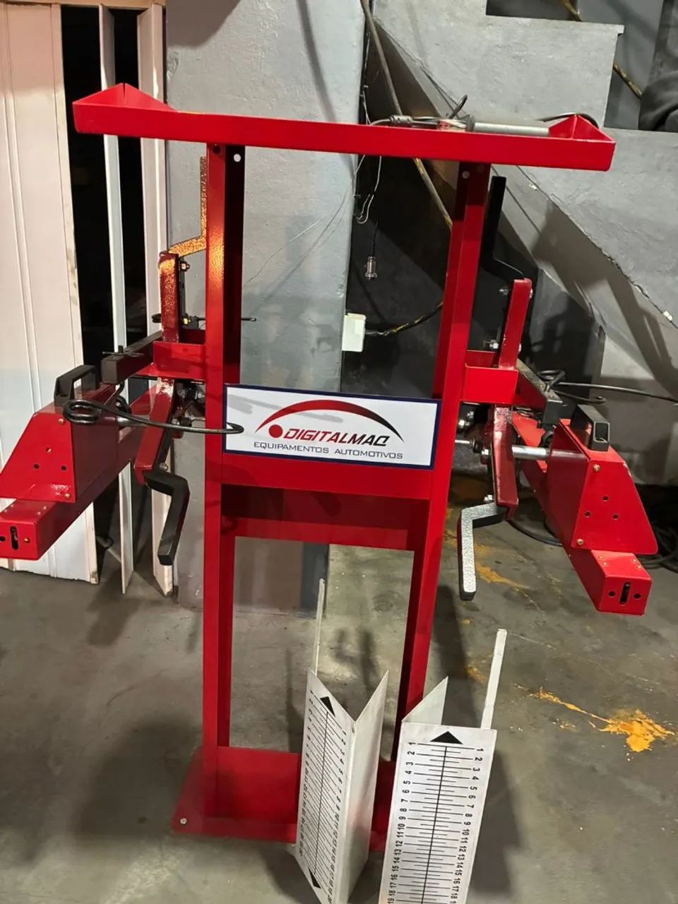 Alinhamento automotivo computadorizado 