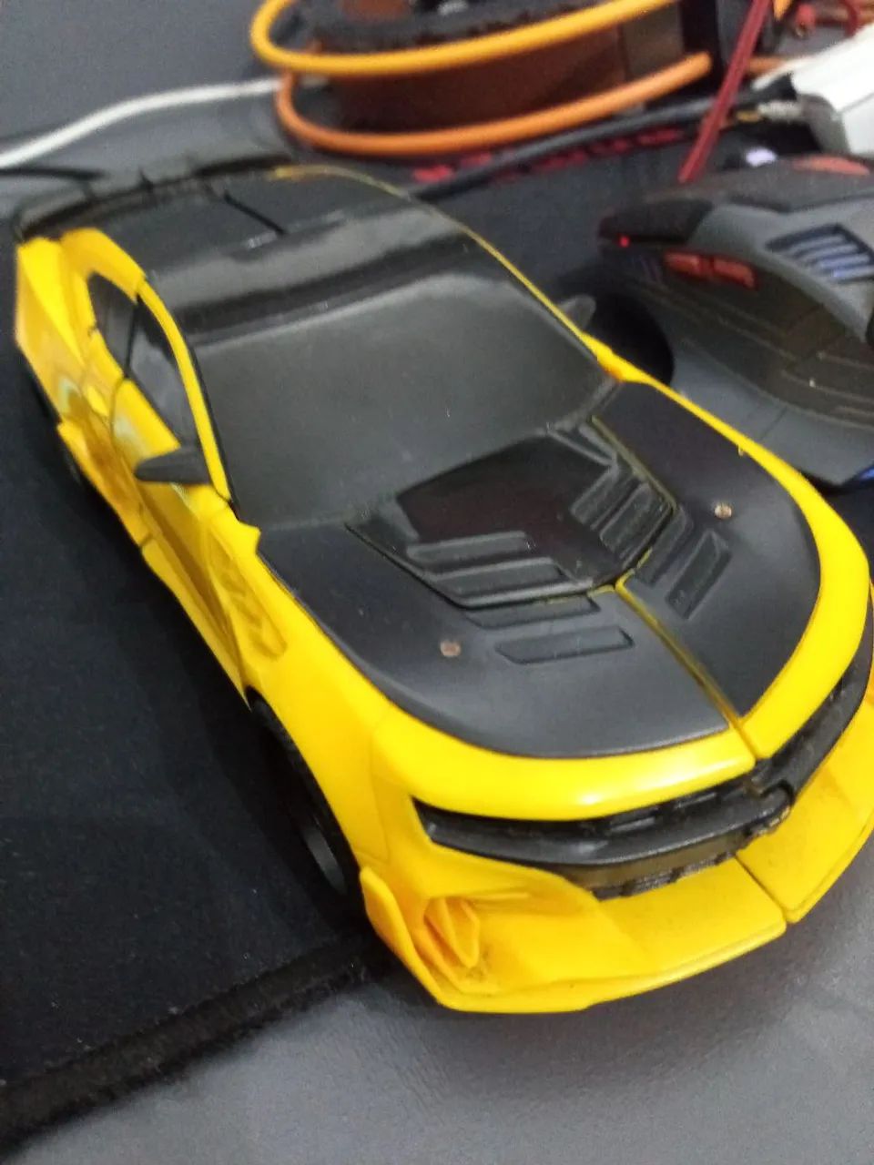 Boneco Bumblebee 