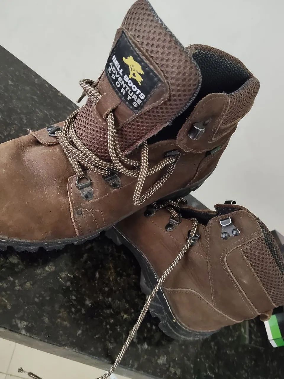 Bota Bell Boots marrom de cano médio