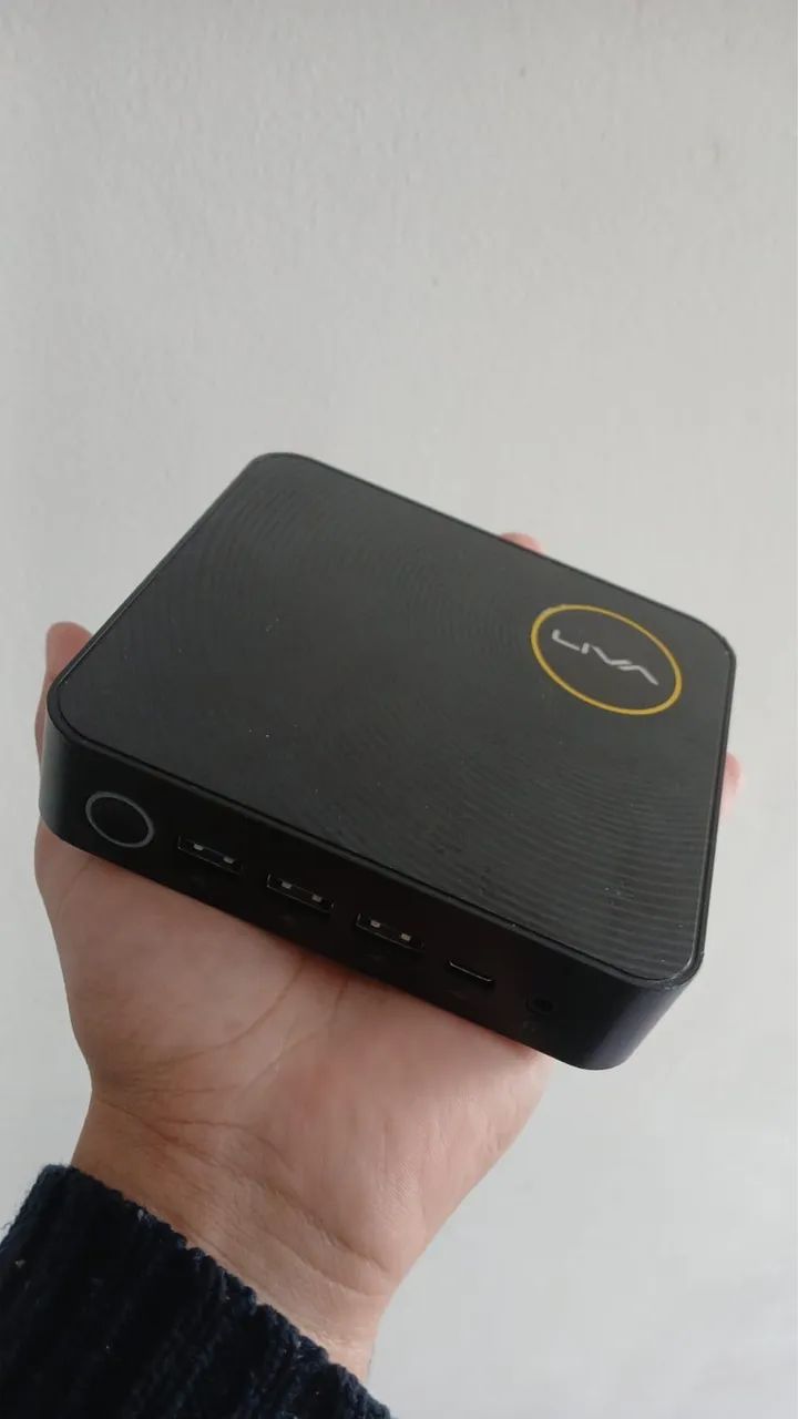 Mini computador Liva 4gb de RAM aceito trocas  - Foto 2