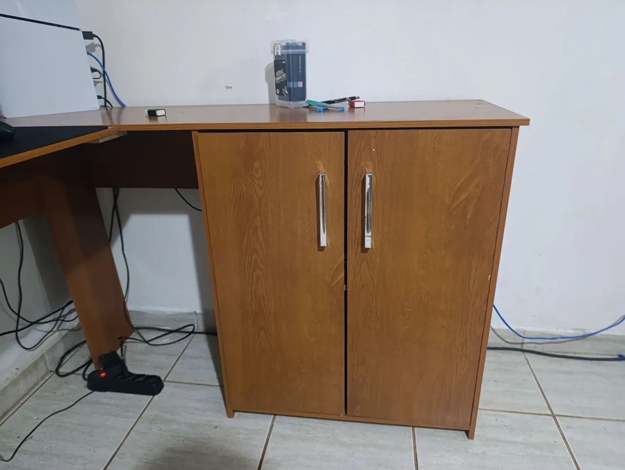 Mesa em L. Ótimo estado de conservação  - Foto 2