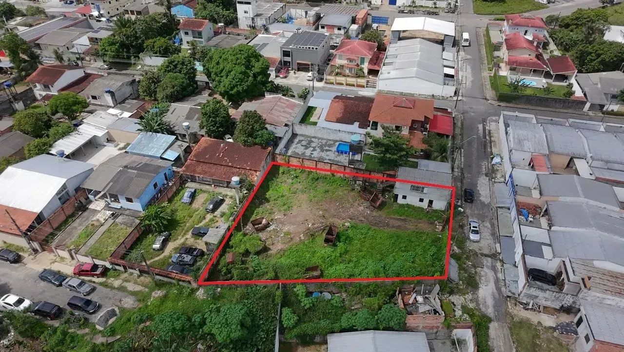 Terreno no Águas Claras 875m² - Novo Aleixo