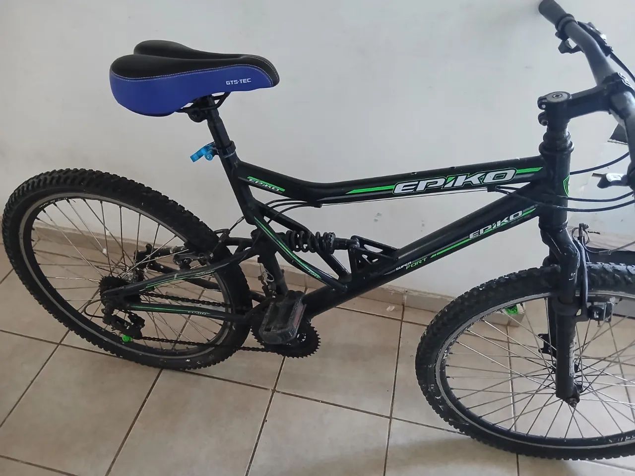 Bicicleta aro 20 com marcha  - Foto 2