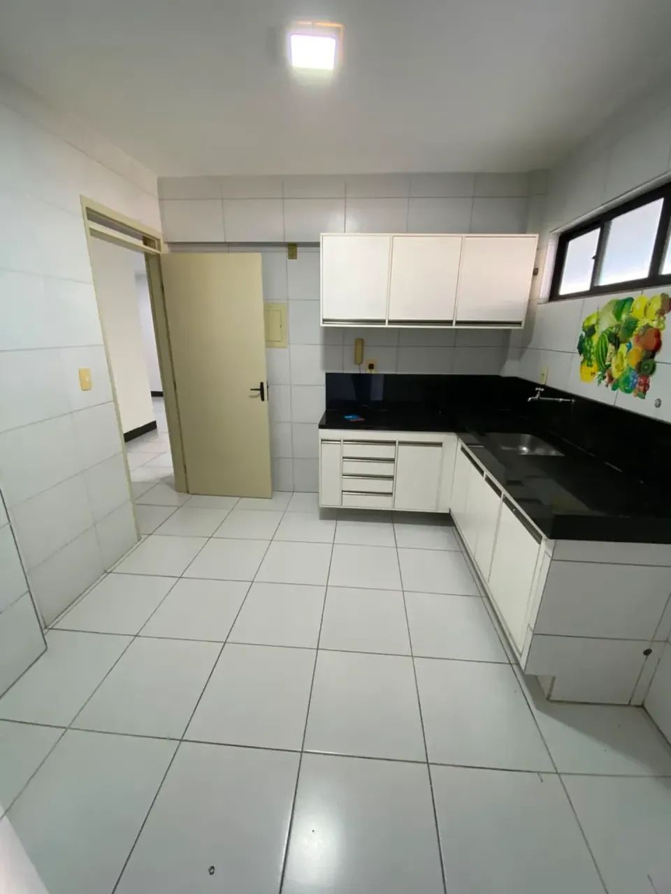 Apartamento para alugar no Cabo Branco 03 quartos