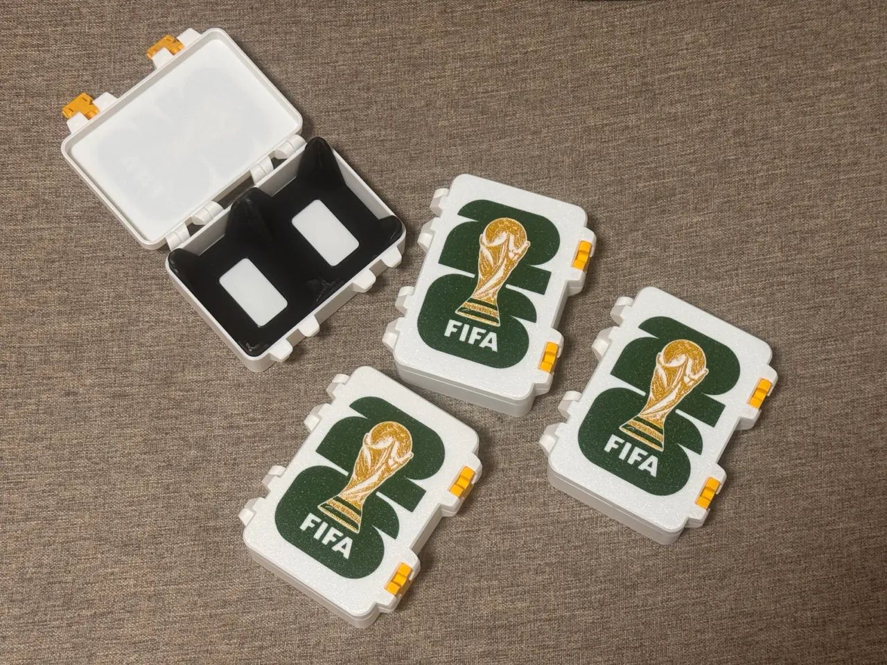 Caixa Porta Figurinhas Copa 2026 - Foto 2