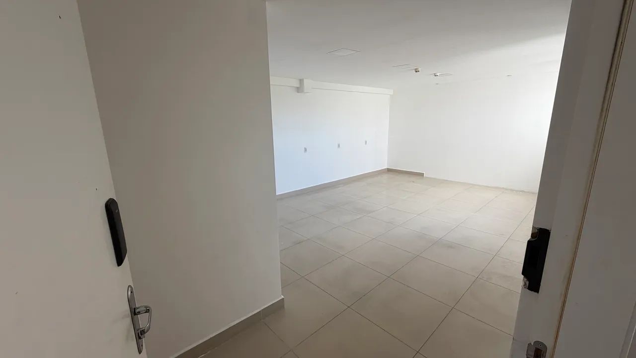 Alugo Sala Comercial no Tirol Way Office - Foto 4