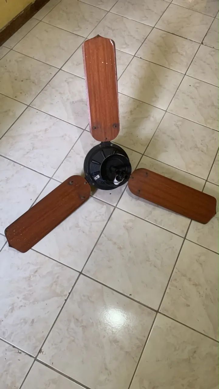 VENTILADOR DE TETO + RACK SALA