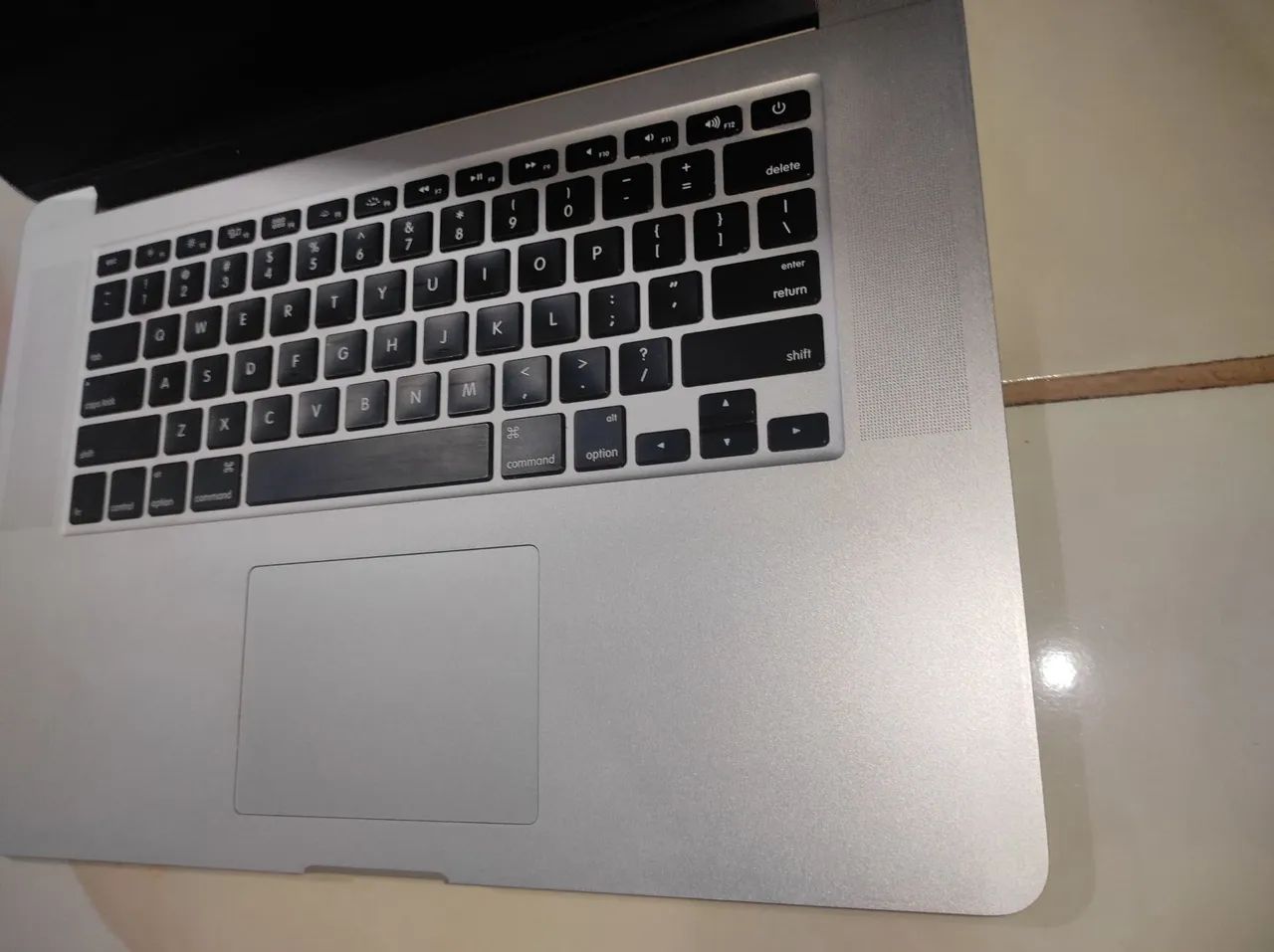 Macbook Pro A1398 - Foto 4