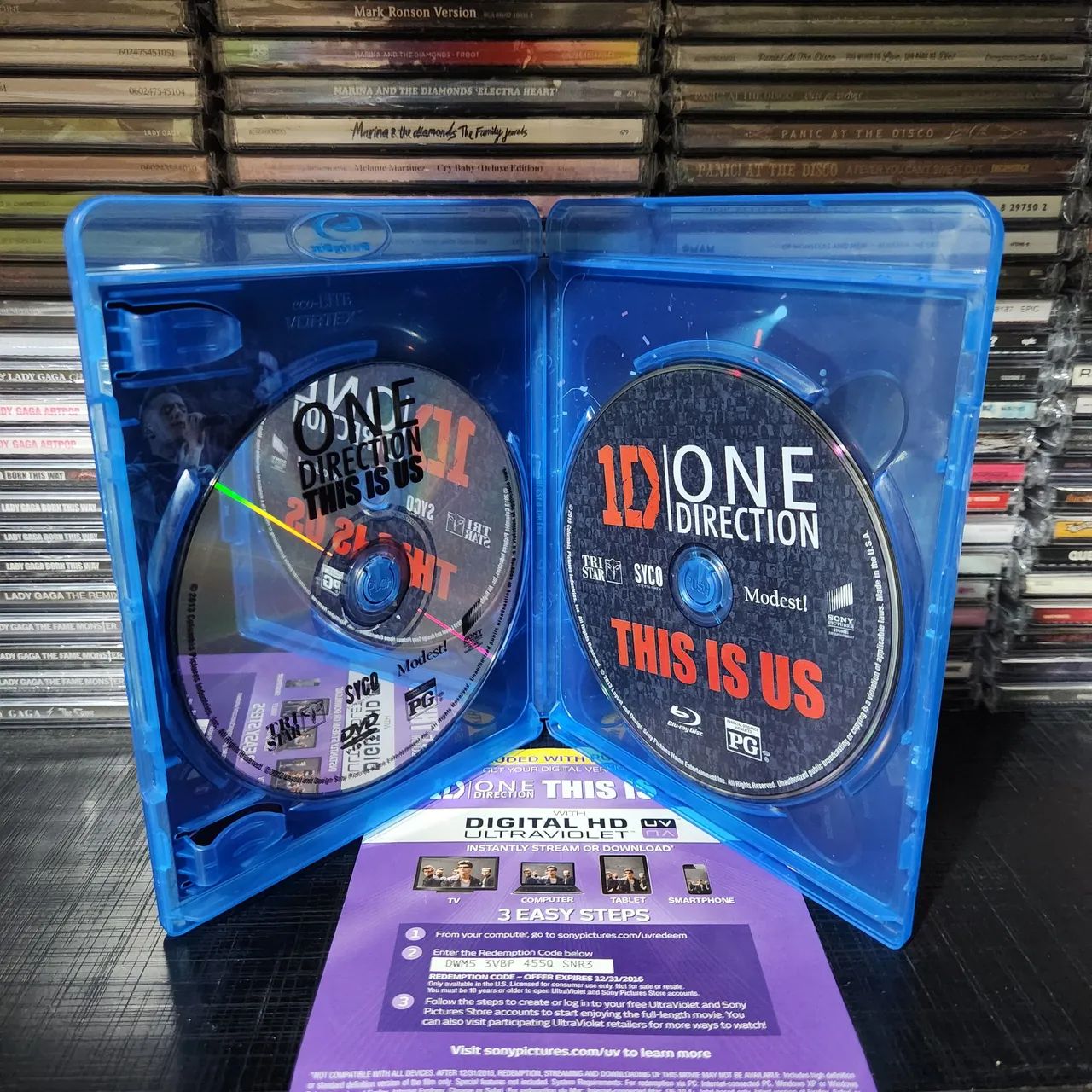 Blu-ray + dvd one direction this is us - Foto 3