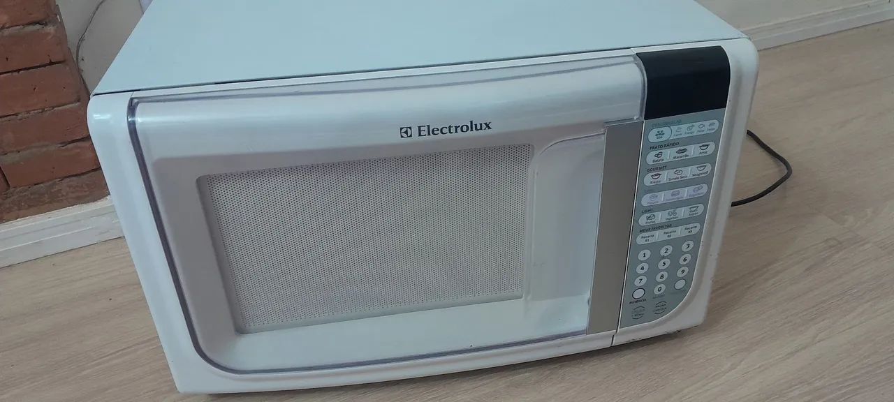 Microondas 31 litros Electrolux - Foto 3
