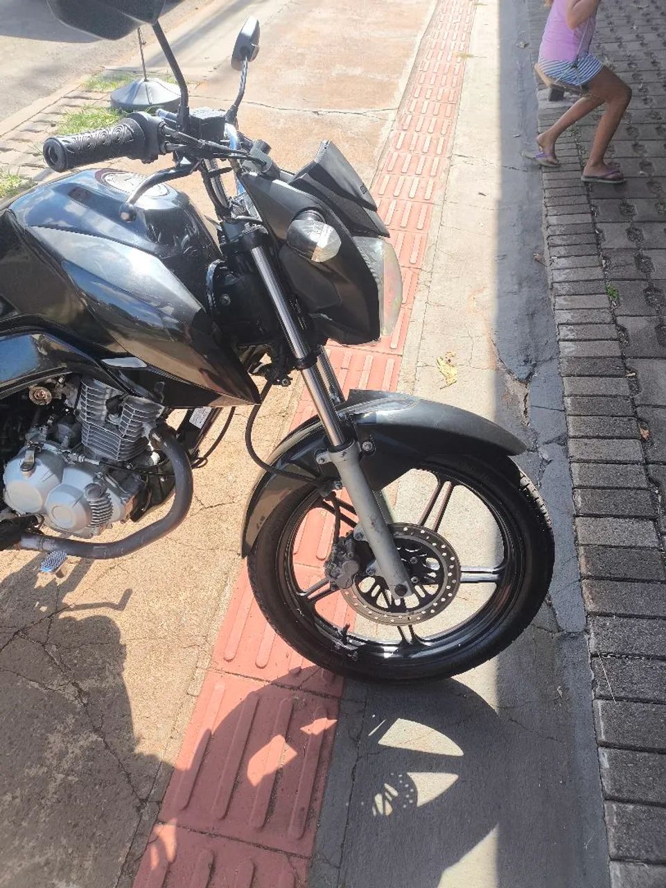 Vendo FAN 160 2016 preta