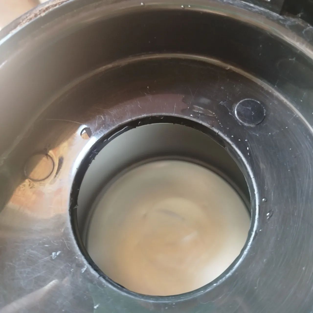 Vende-se essa garrafa térmica  - Foto 3