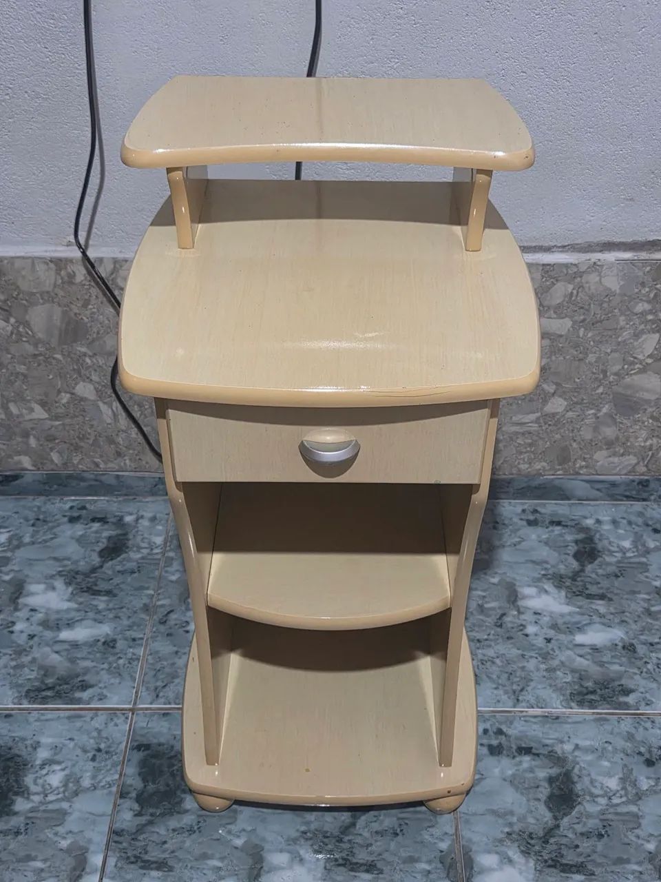 Mesa de Cabeceira Excelente Estado - Foto 2