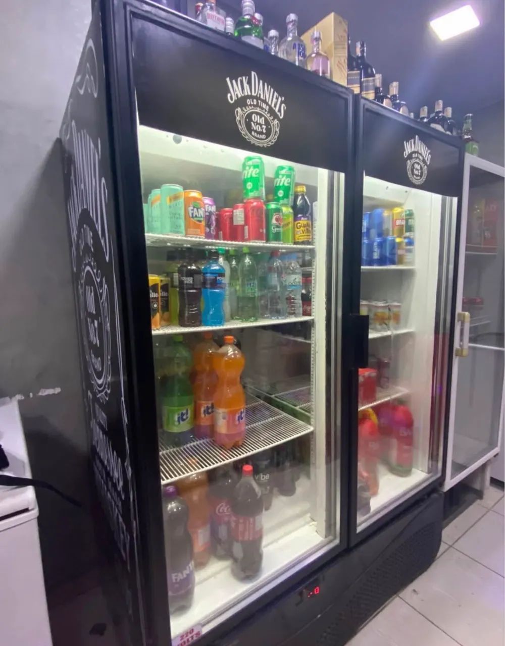 Geladeira expositora 2 portas  - Foto 4