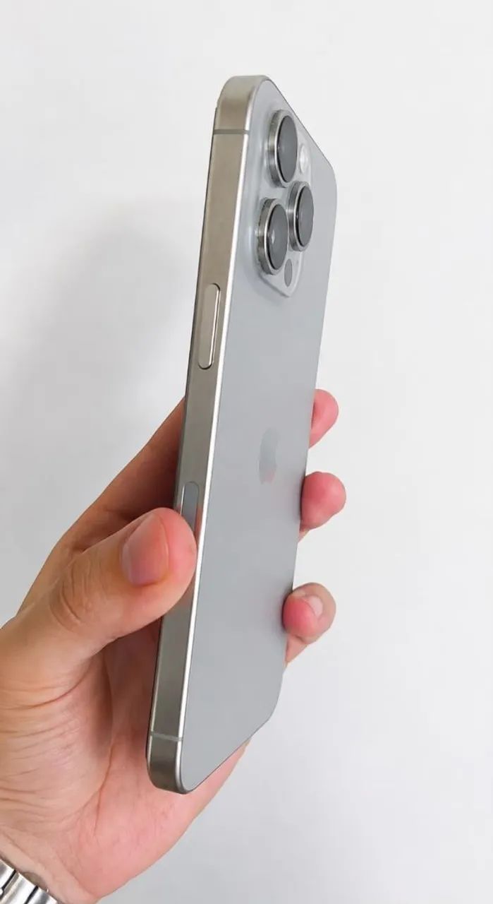 Iphone 15 Pro Max 256 GB - ÓTIMA OPORTUNIDADE  - Foto 2