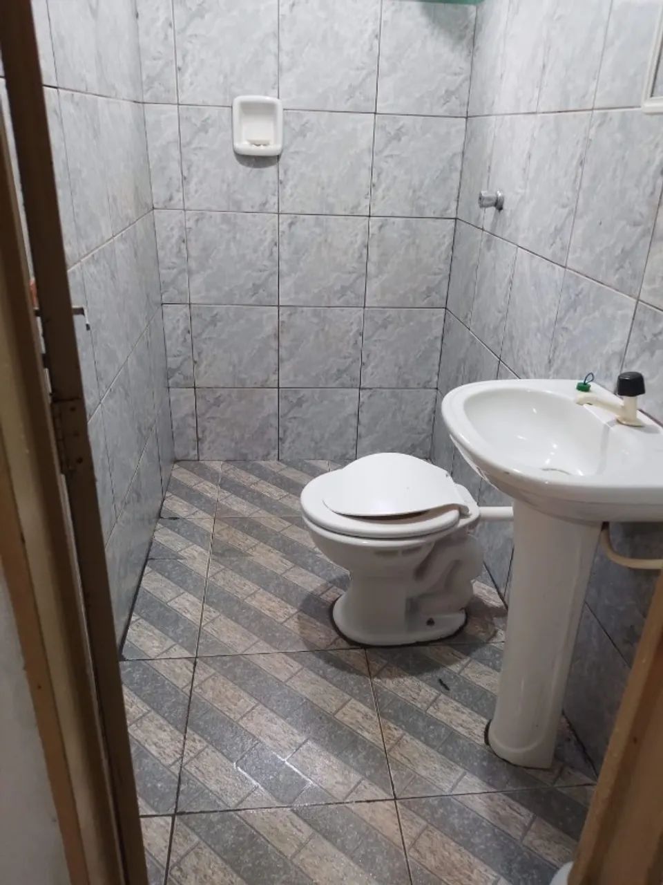 Aluga-se uma Kitnet na 1104 sul  - Foto 4
