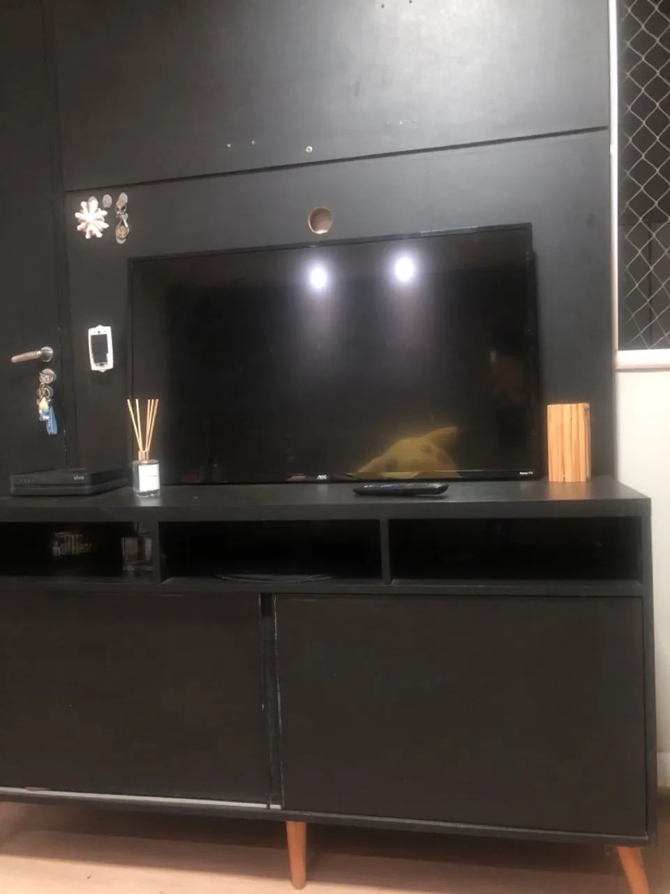 Tv com tela com defeito 