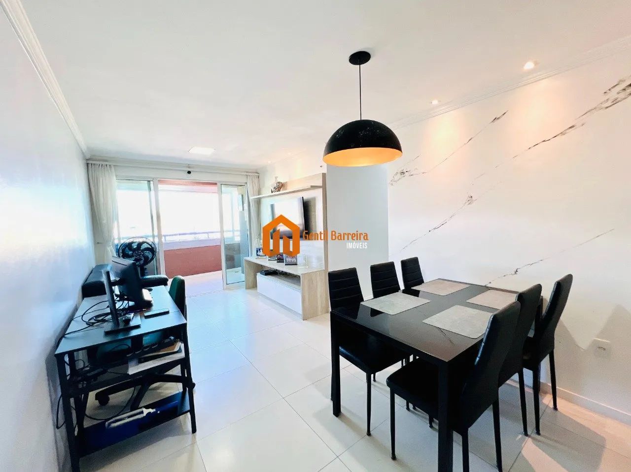 APARTAMENTO NASCENTE NA PRAIA DE IRACEMA