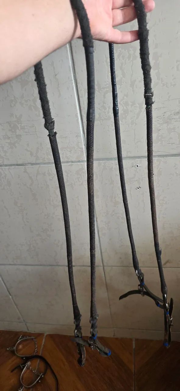Cabeçada e par de rédeas - Foto 3