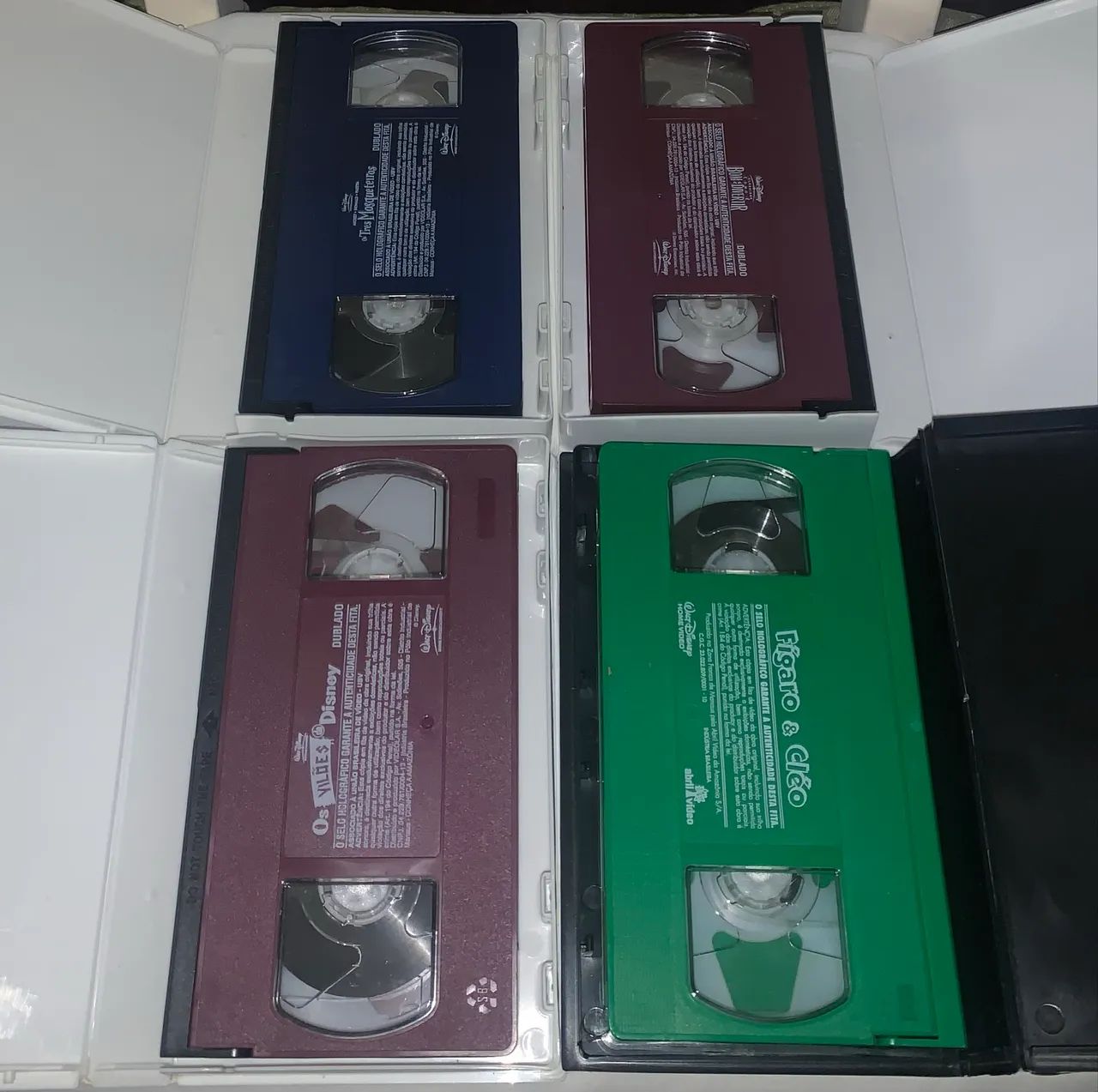 4 Fitas Vhs Disney Originais Clássicas Mickey Donald figaro Cléo só clássicos  - Foto 4