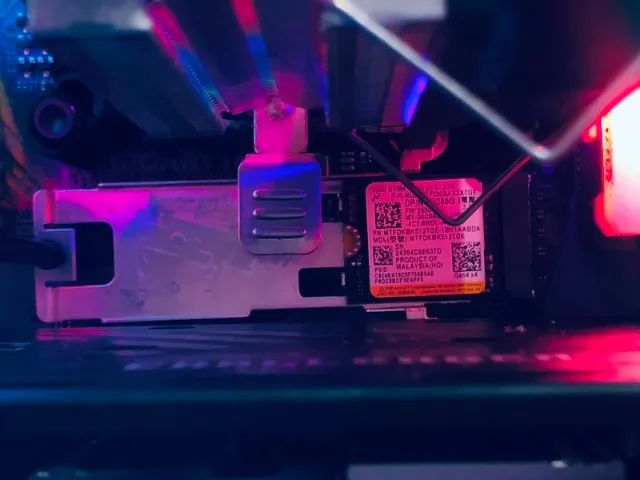 Micron 2230 NVMe SSD READ 5000 MB/s WRITE 4 - Foto 2