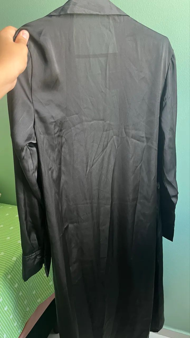 Sobretudo/vestido de cetim  - Foto 2