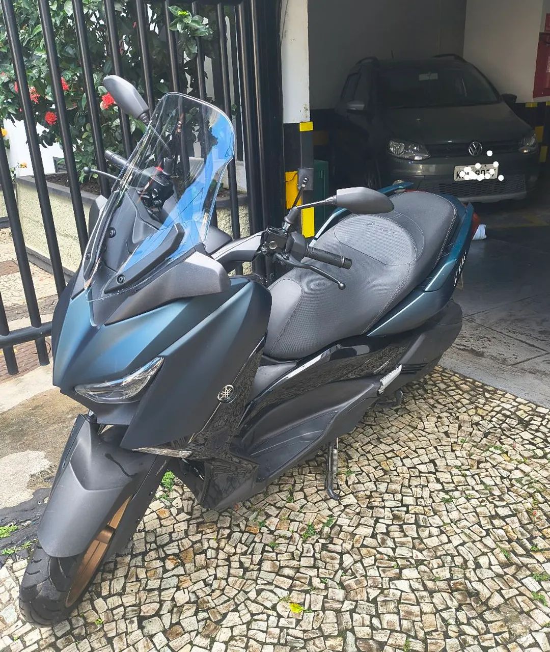 Moto XMax