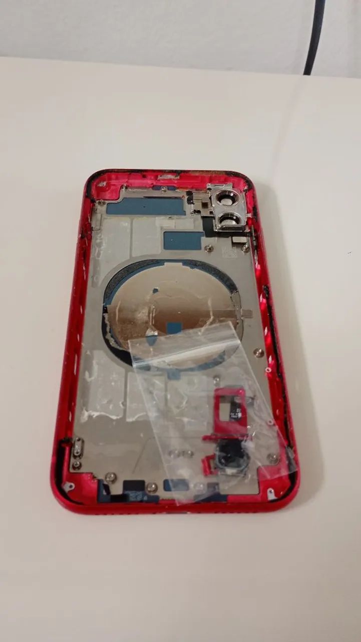Carcaça original completo do iPhone 11 com todo acessório  - Foto 3