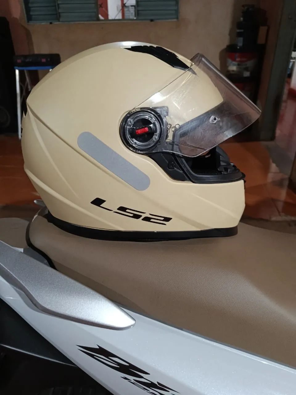 Capacete