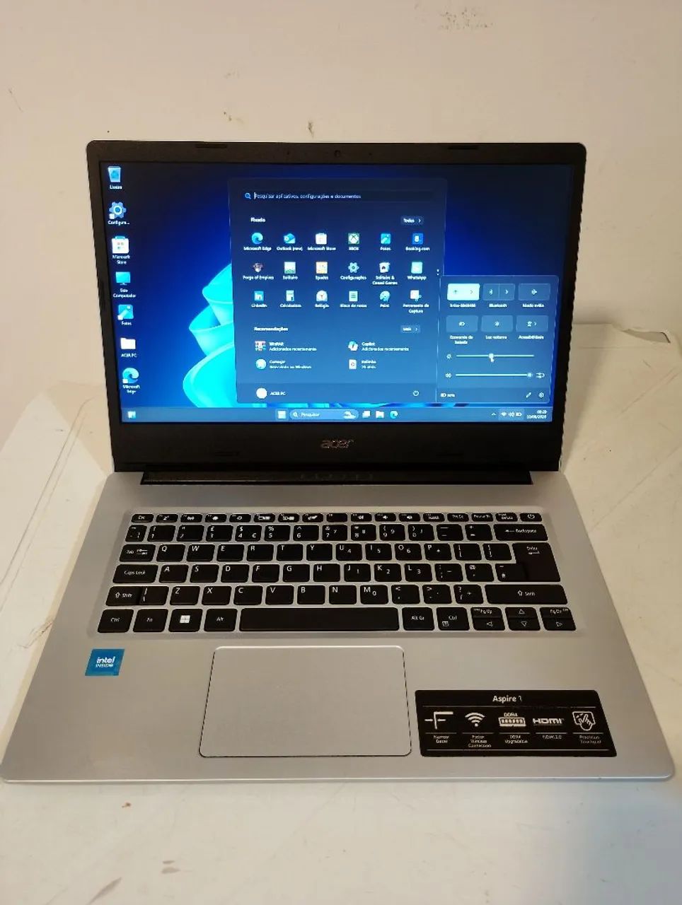 Notebook Acer Aspire 1 com Processador Intel Celeron - Bateria com Excelente duração!