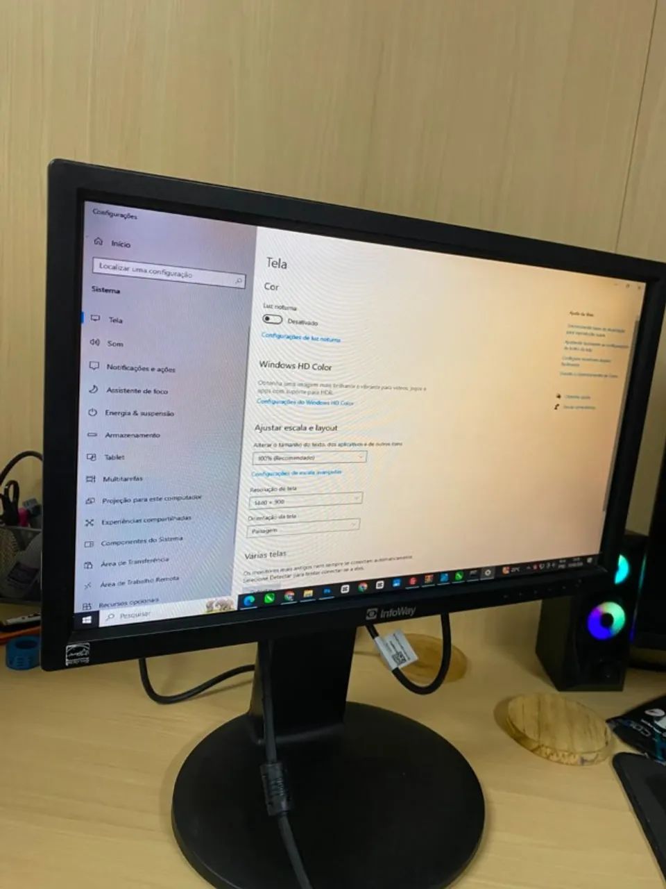 Monitor LCD 19" InfoWay - Ajuste de Altura + Rotação 90° | DVI e VGA - Foto 2