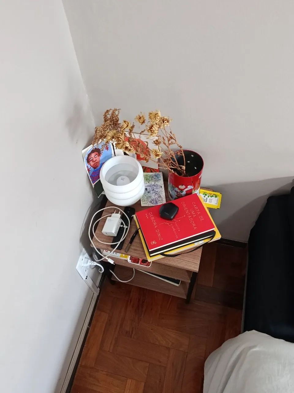 Mesa de cabeceira com prateleiras estilo industrial - Foto 2
