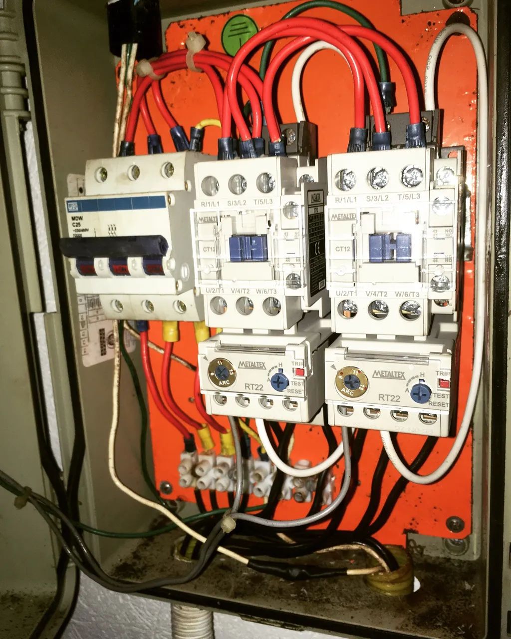 Serviço especializado em elétrica  - Foto 5