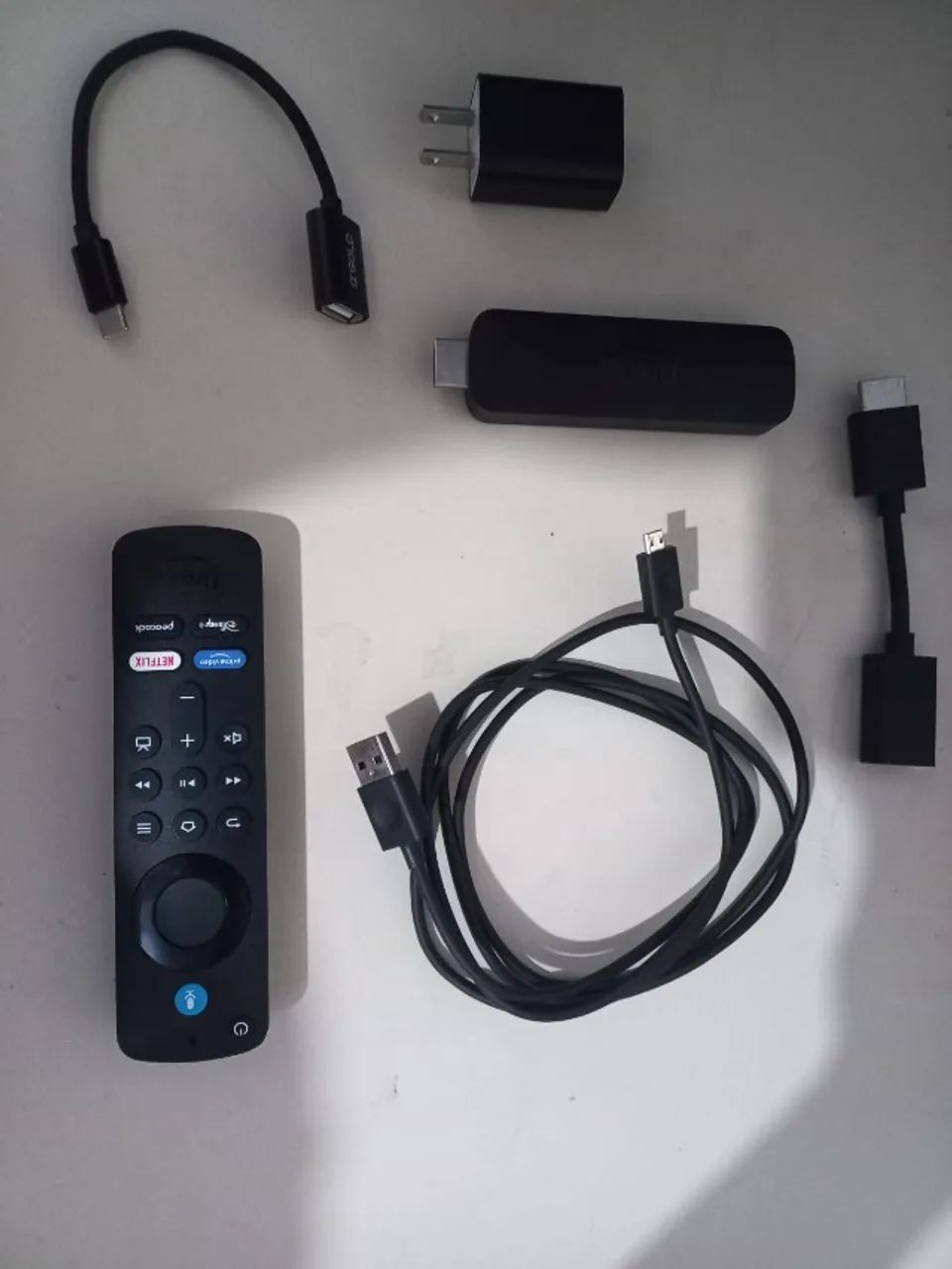 Fire stick 4k original pouco usado - Foto 4