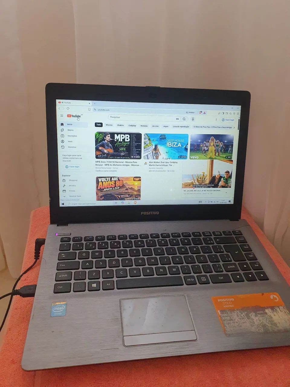 Notebook Celeron 4gb troco por celular