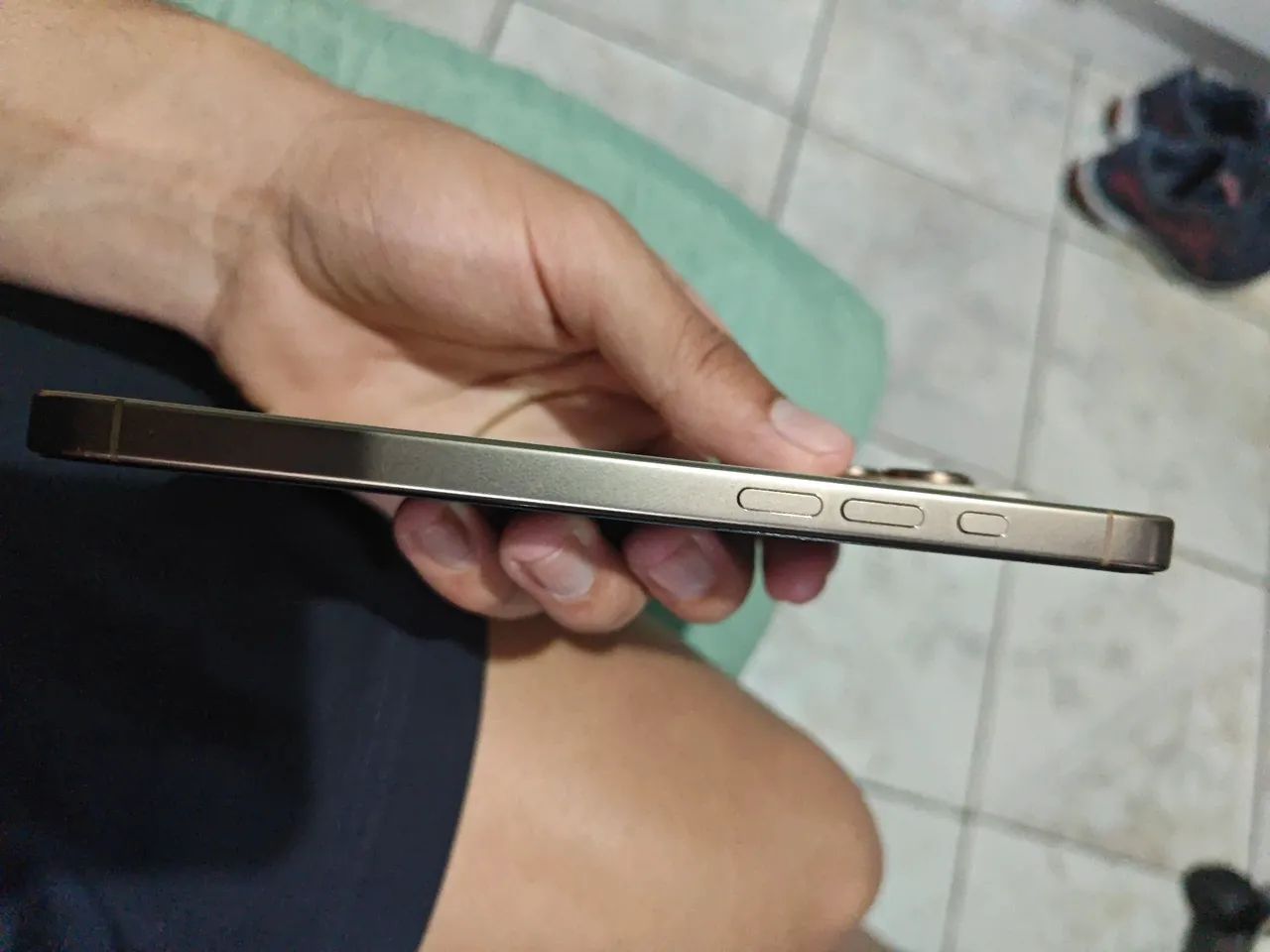 Iphone 16 pro max  - Foto 3