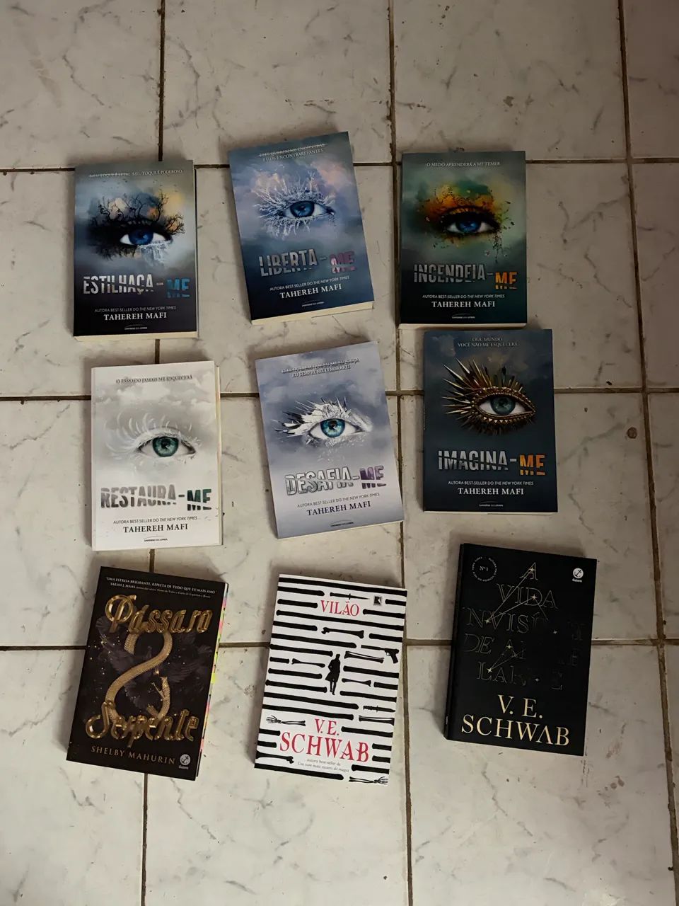 Livros diversos - Foto 2