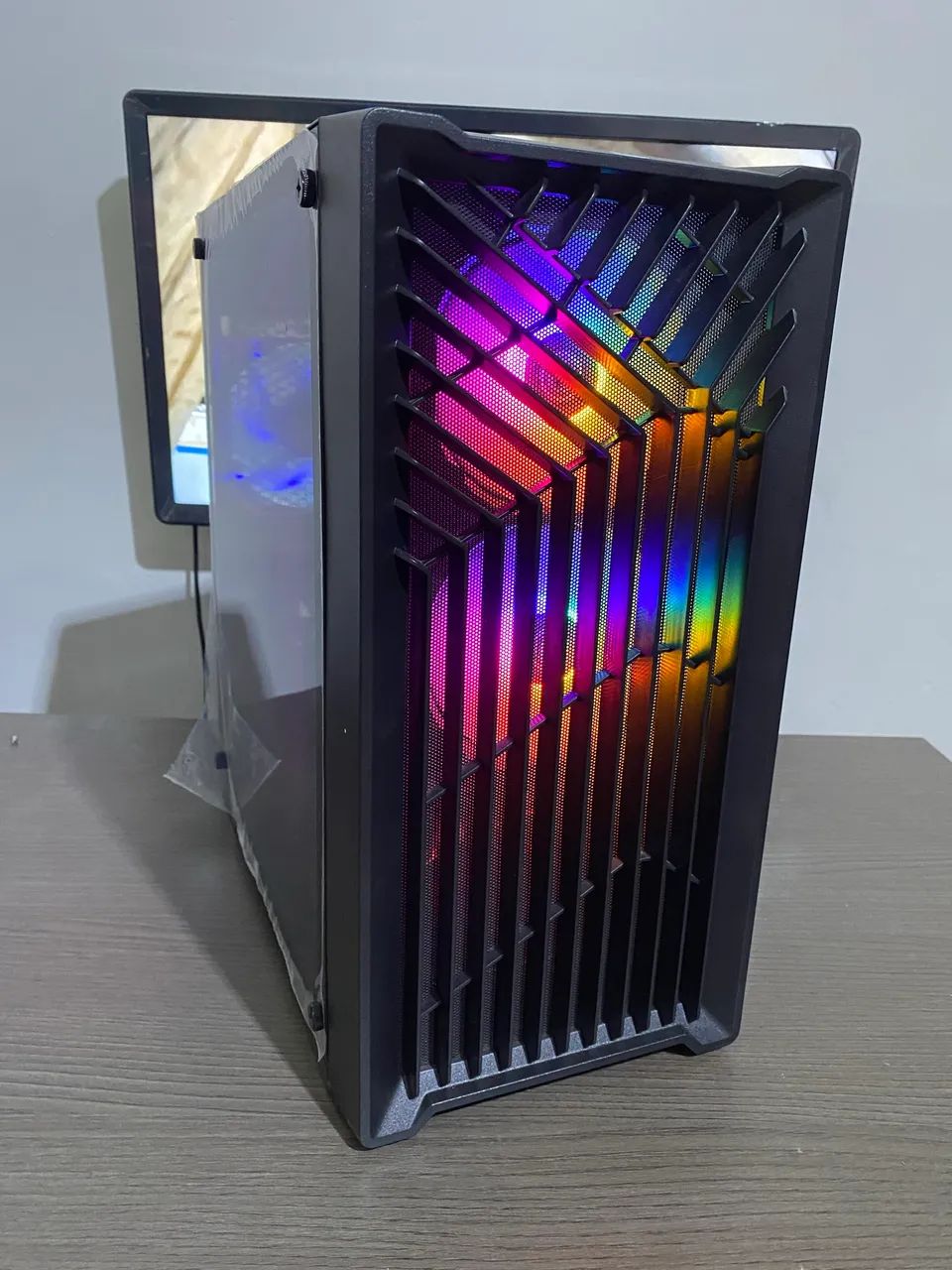 CPU Gamer Intel core i3 10105F 4.4Ghz 16gb NVme 256gb Rx 580 8GB