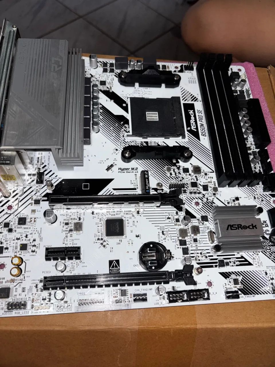 Placa mãe b550m + processador am4 - Foto 2