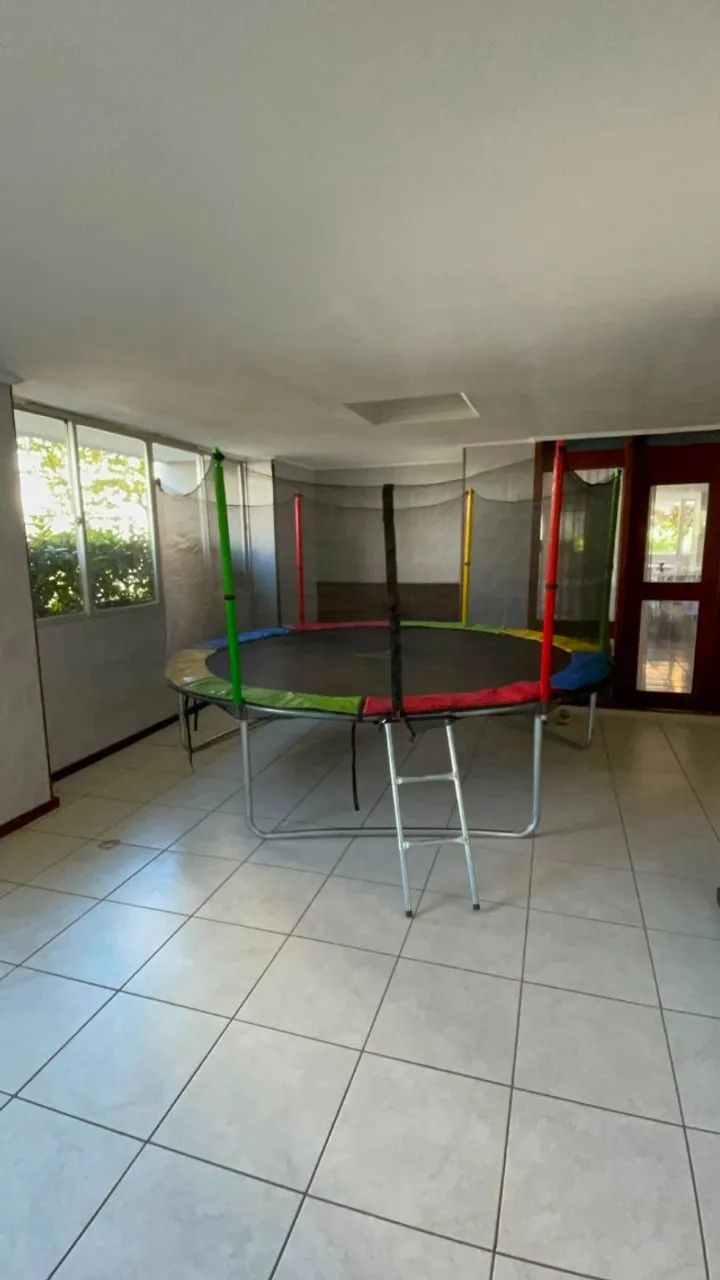 Cama elástica pula pula 