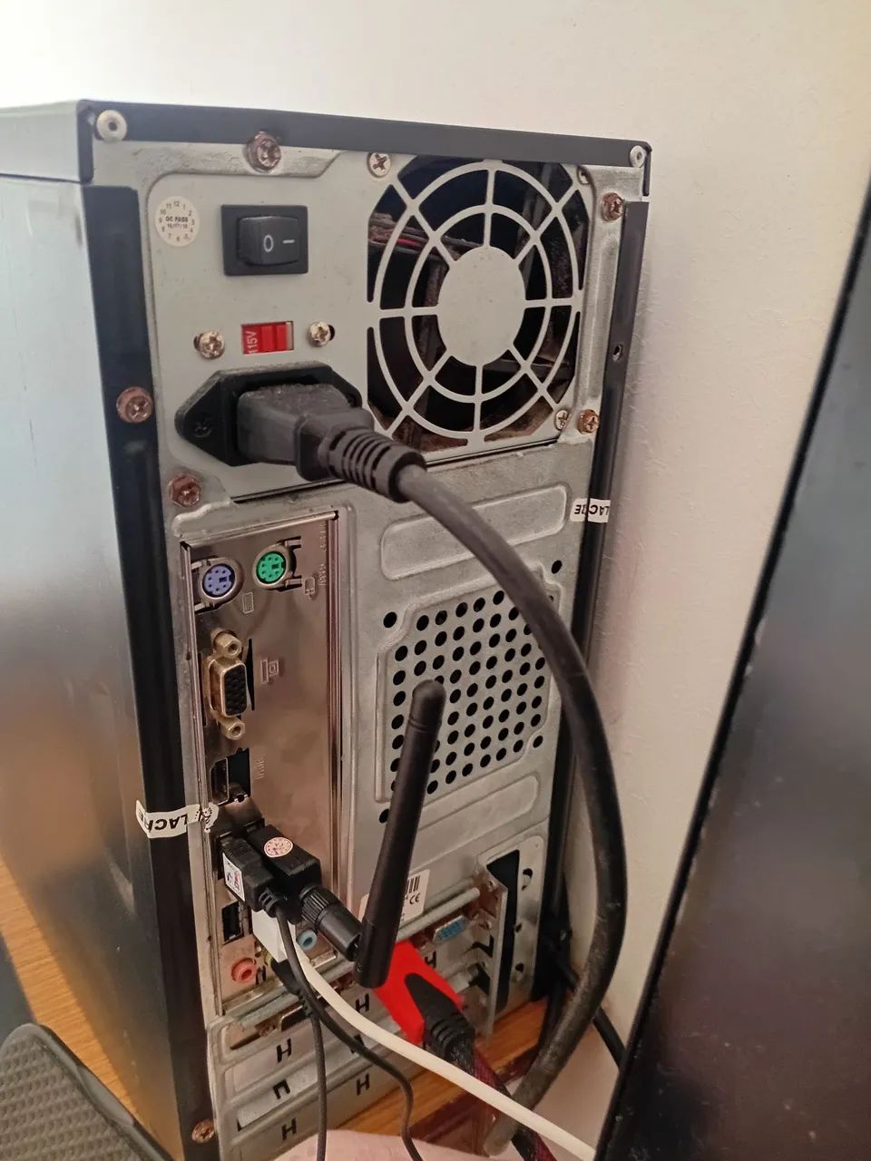 vendo pc 600$ - Foto 4
