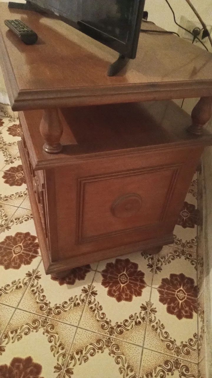 Vendo um rack antigo 