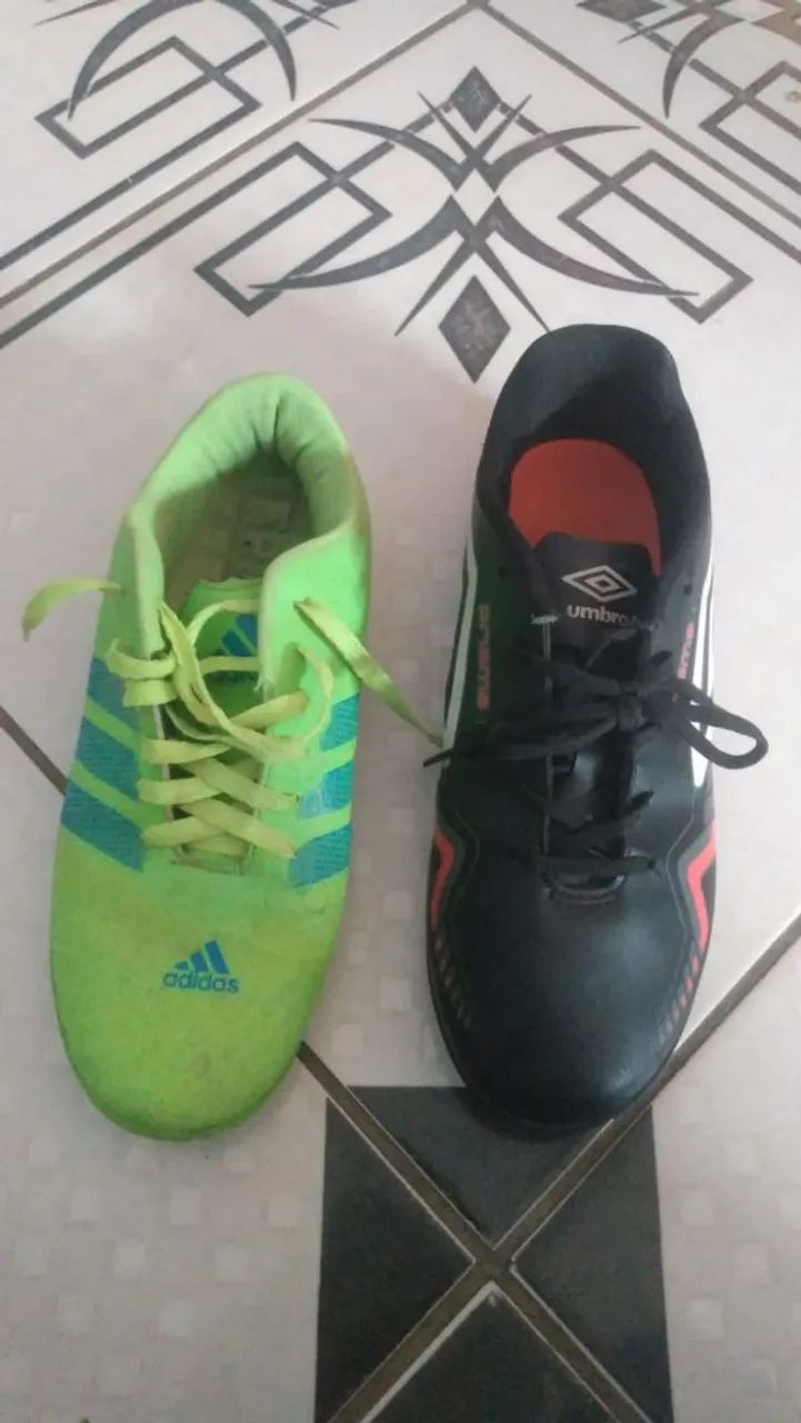 Chuteira e Society para futebol ?.