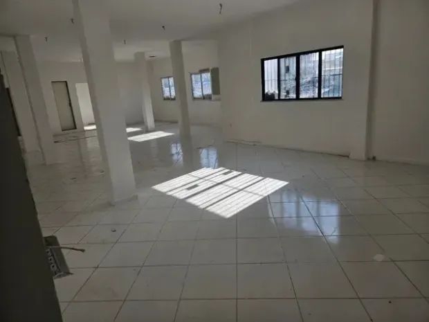 ALUGA-SE EXCELENTE PONTO COMERCIAL - CABULA - Foto 3