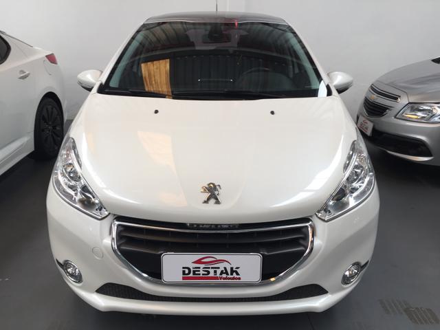 Peugeot 208 Griffe 1.6 Branco Pérola 2015