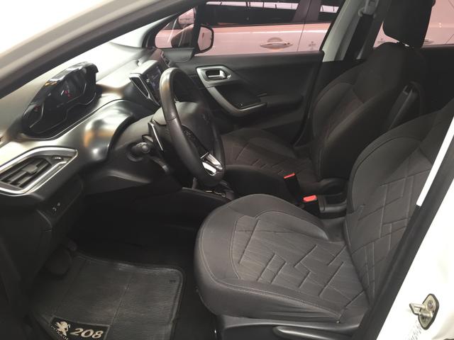 Peugeot 208 Griffe 1.6 Branco Pérola 2015 - Foto 8