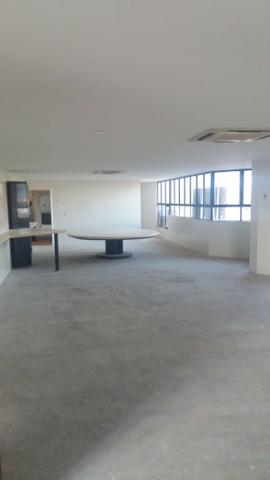 Exclusividade/ 504 m2 sendo UM por andar/ 4 suítes com varanda e closed - Foto 2