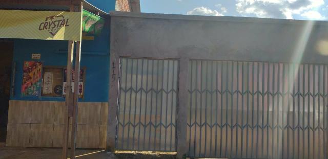 Vendo uma casa no bairro Cidade Nova próximo a curva do rabo da besta