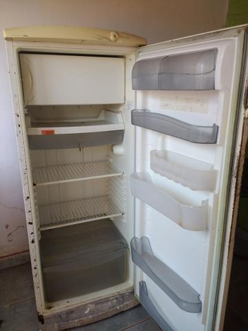 Vendo geladeira Consul - Foto 3
